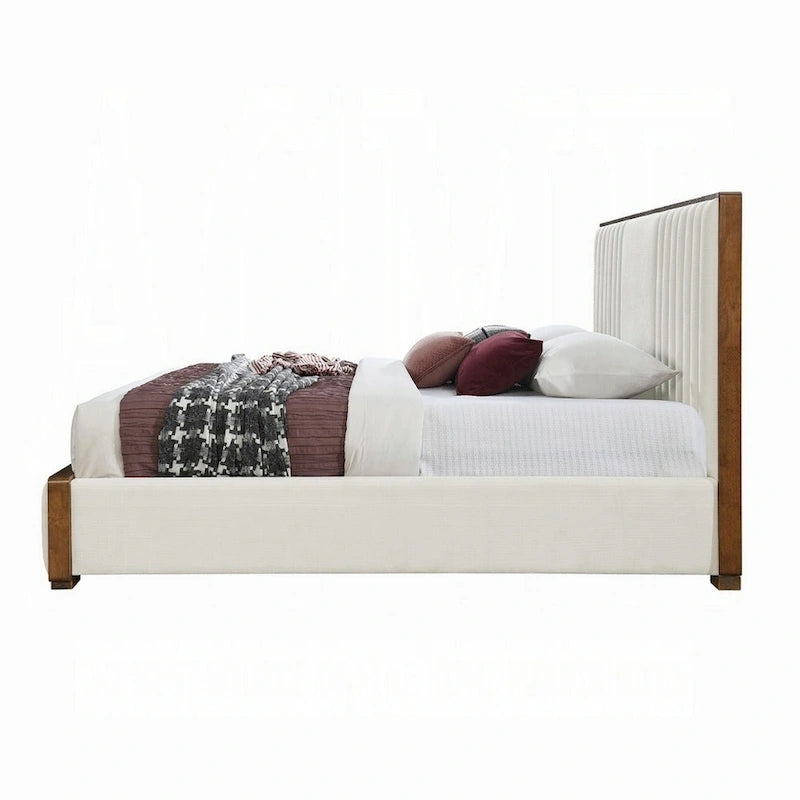 Grand lit, revêtement matelassé en chenille beige, brun noyer