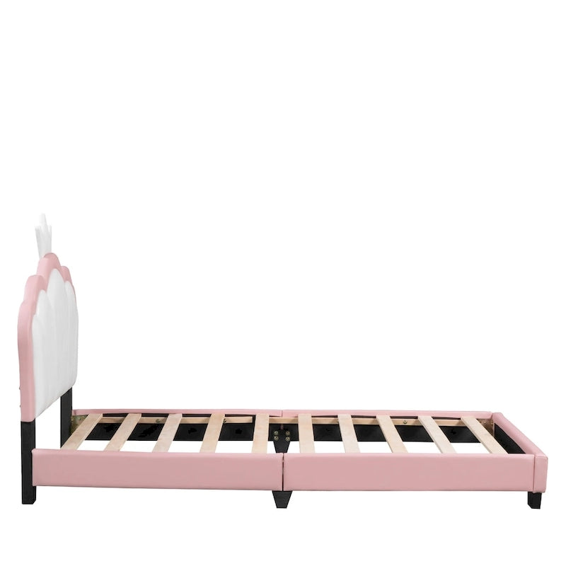 Lit de princesse capitonné avec tête de lit couronne