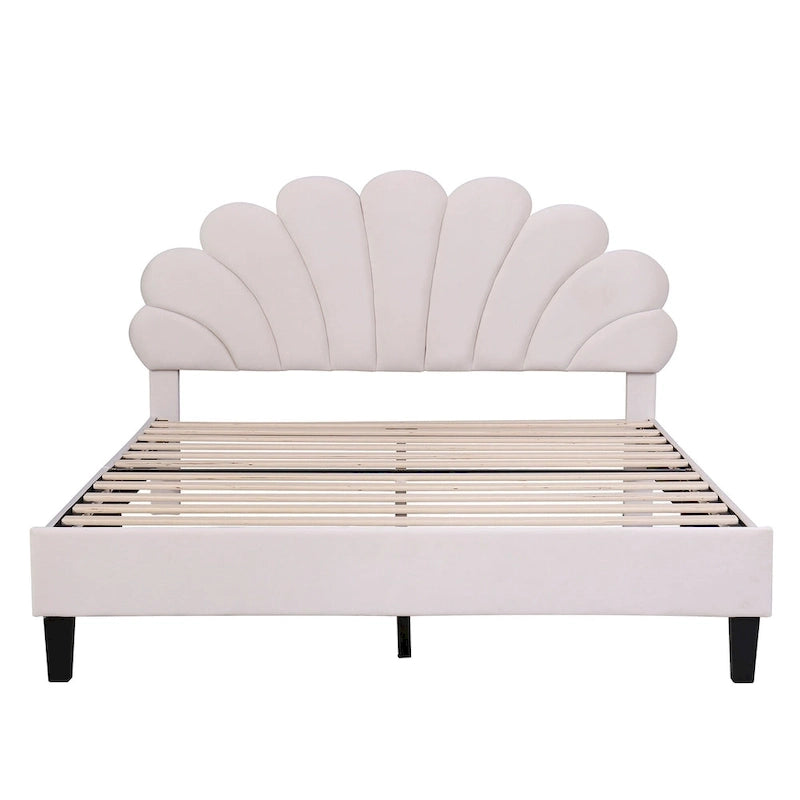 Lit plateforme tapissé de velours avec tête de lit à motif floral