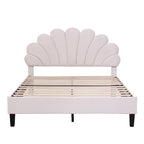 Lit plateforme tapissé de velours avec tête de lit à motif floral